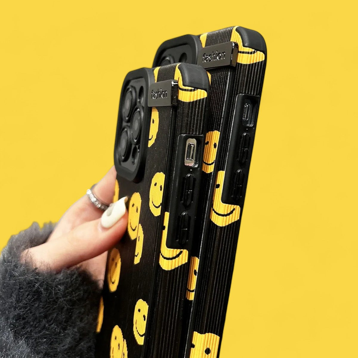 Joyful Vibes Grip & Stand Case-the lalezar