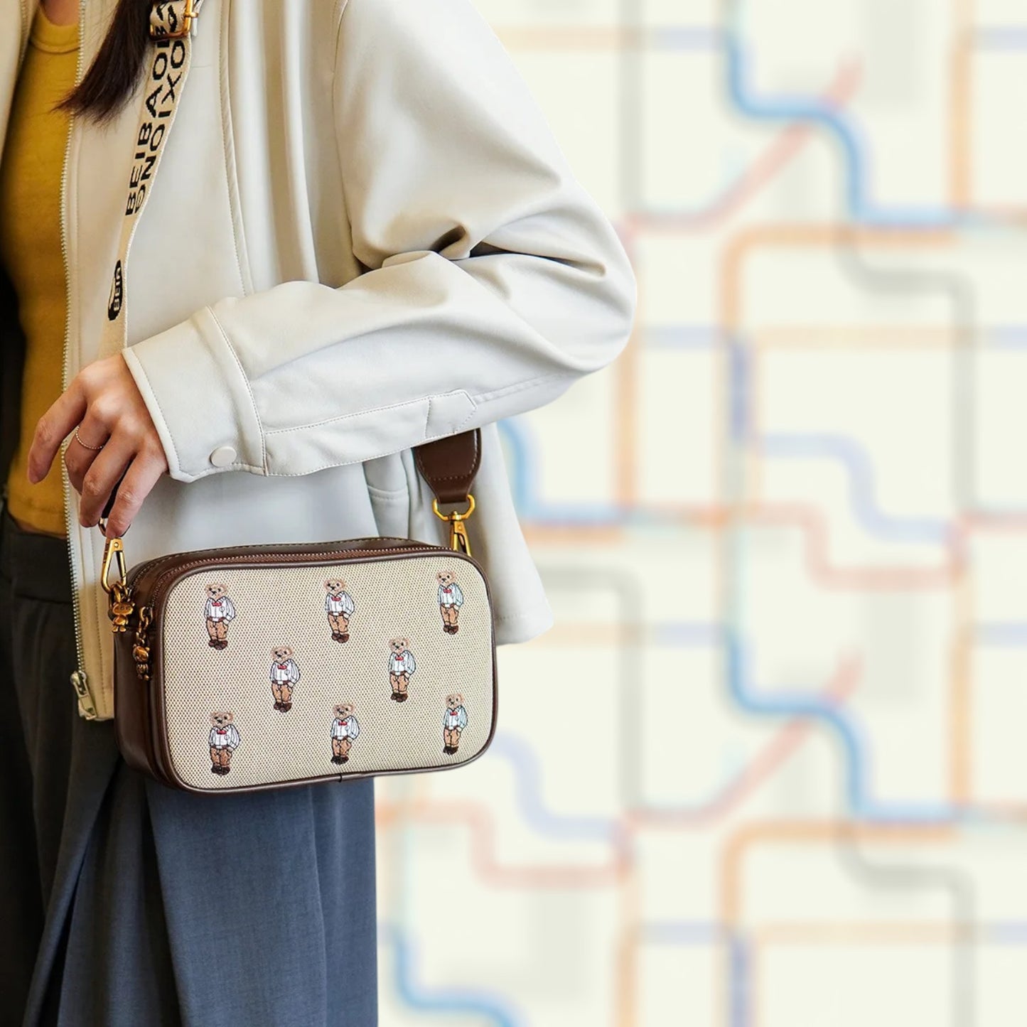 Vintage Bear Embroidered Crossbody – Timeless Fashion Meets Modern Chic for 2024-the lalezar