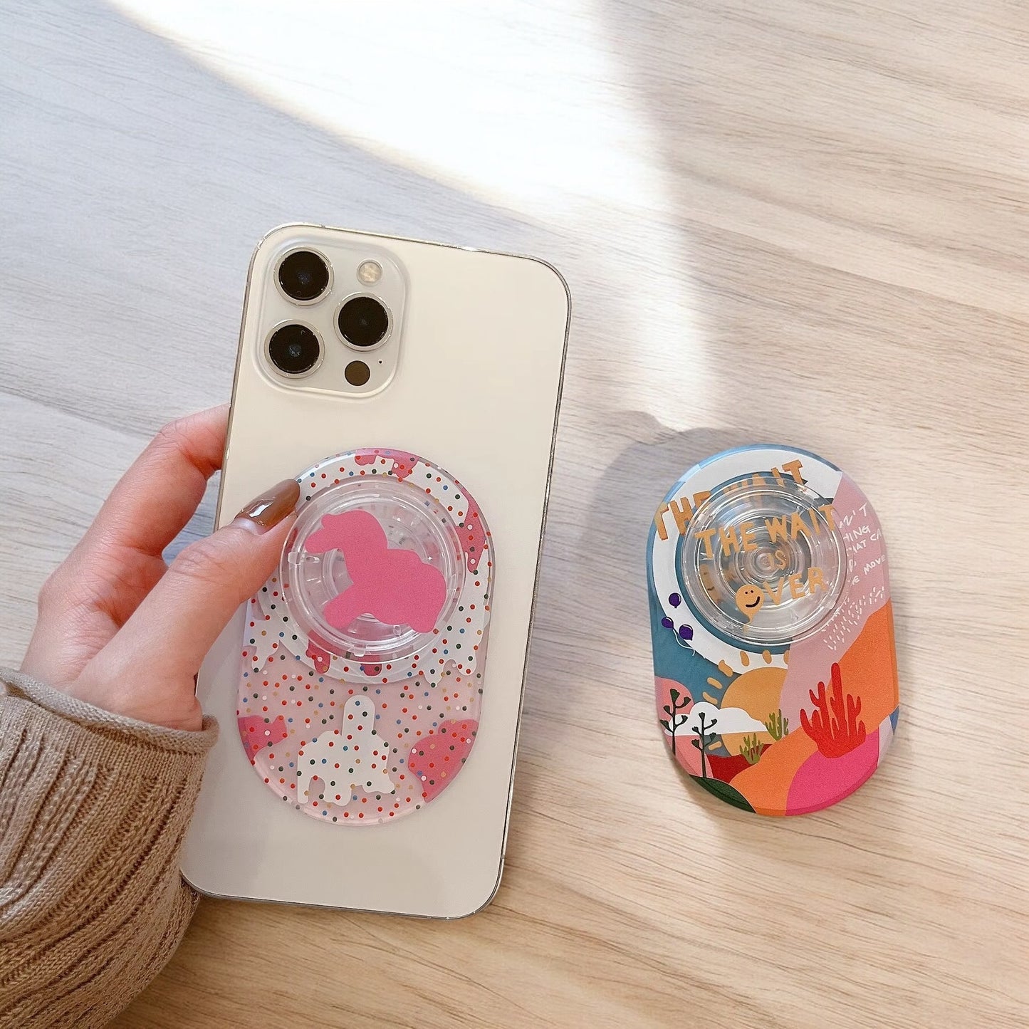 DottyGrip Magnetic Phone Buddy – Quirky Pop of Color for Your iPhone