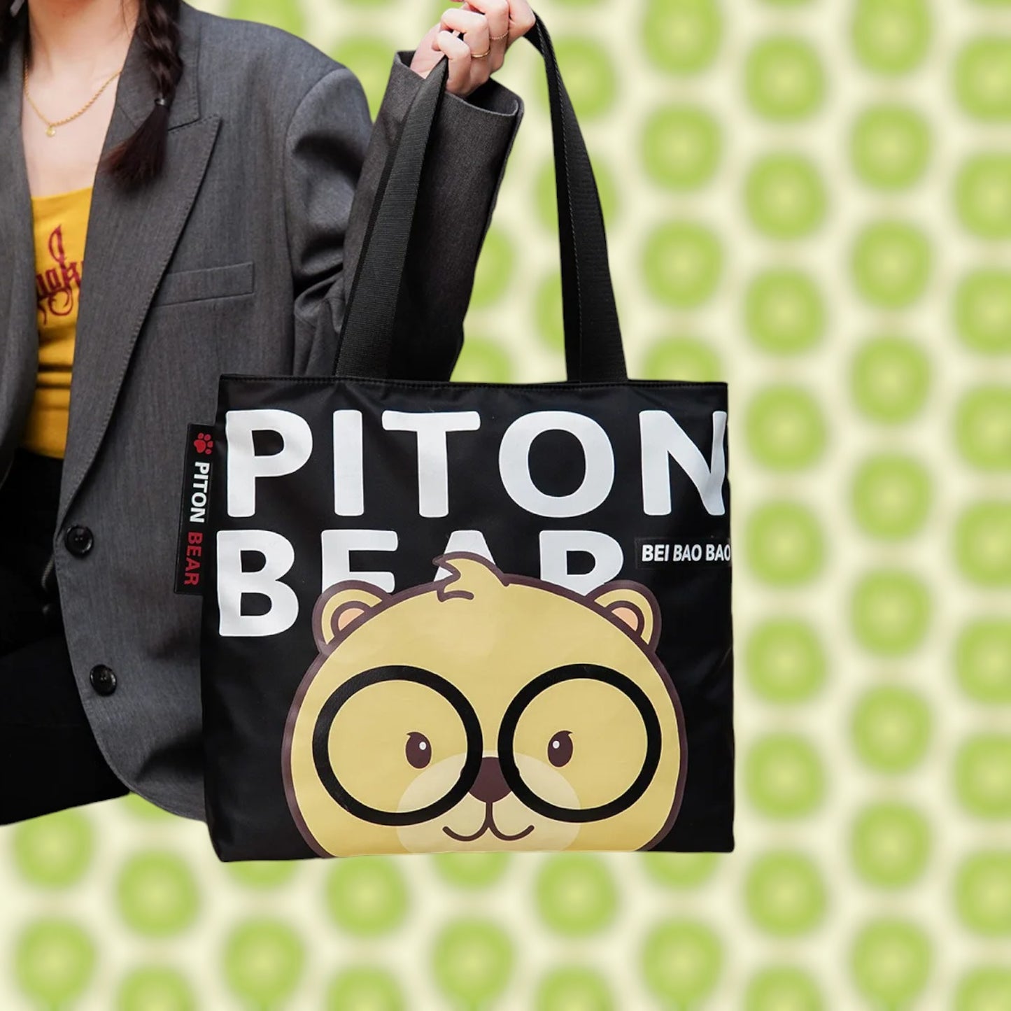 Charming Spectacled Bear Oxford Tote Bag - Spacious & Fashion-Forward-the lalezar