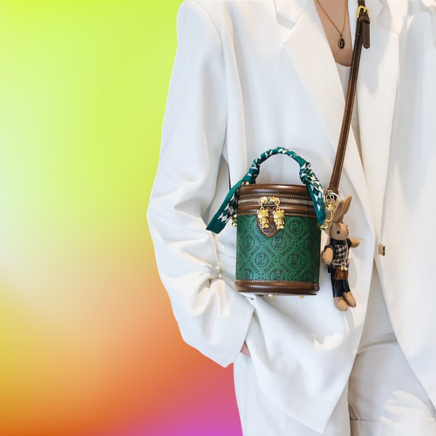 Chic Emerald Cylinder Crossbody - Women's Compact Phone & Essentials Bag-the lalezar