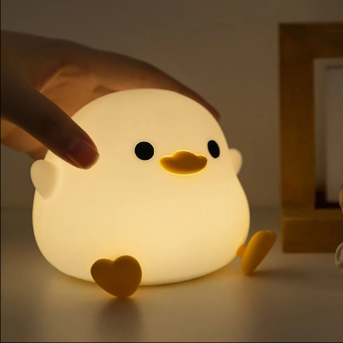 Lumina Quackles - The Cuddly Duck Night Lamp with Smart Timer-the lalezar